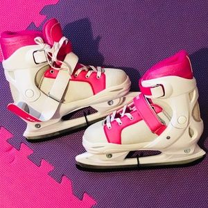 Kids ice skates
